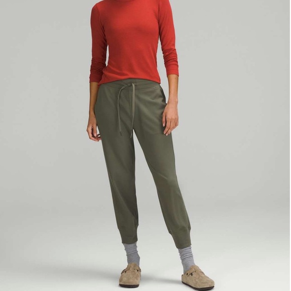 lululemon Ready To Rulu High-Rise Cropped Jogger Army Green Sz 6 - Picture 14 of 14